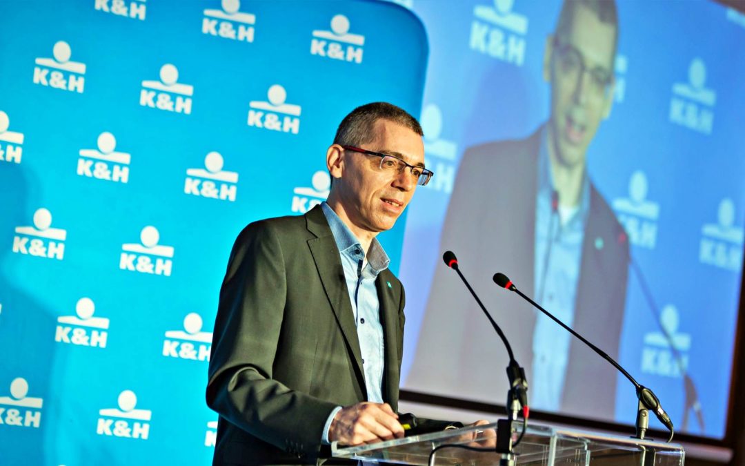 K&H: a láthatatlan bankolásé a jövő. Jön a saját magát befizető számla?