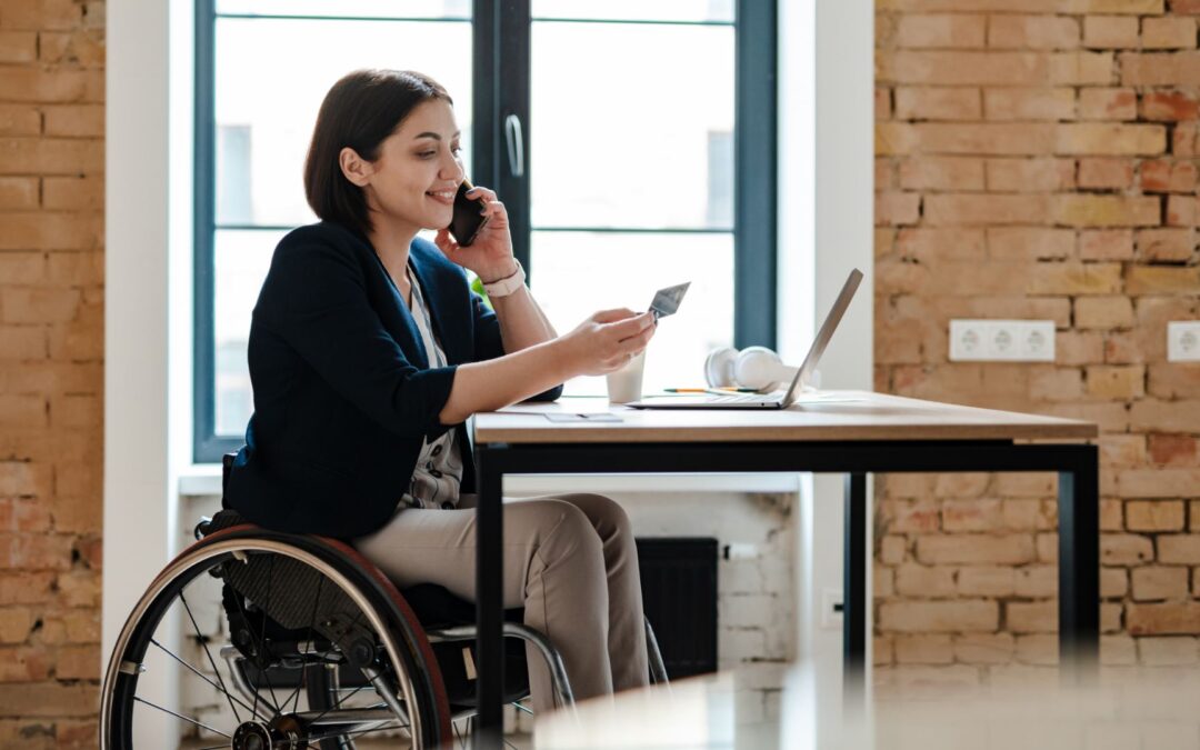 Példamutató összefogás a fogyatékkal élők digitális pénzügyi ügyfélélményének javításáért