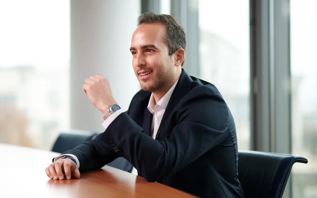 „A fejlődés előtt nem lehet az ajtót becsukni” – Jendrolovics Péter a Gránit Bank 2025-ös digitális eredményeiről és 2026-os irányairól