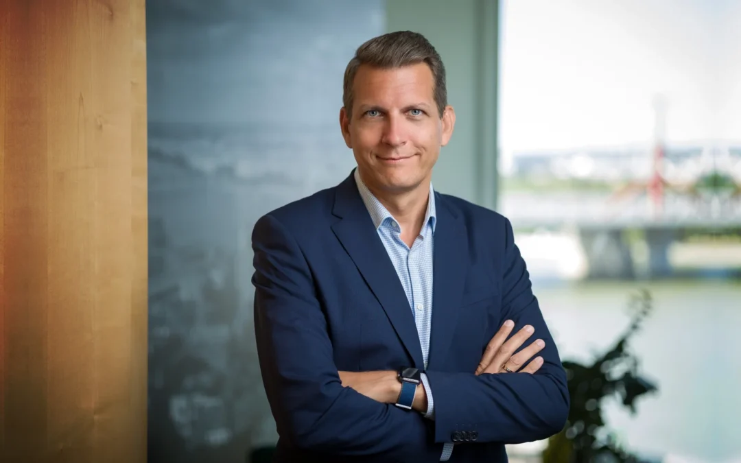 Kontrollált autonómia, nem technológiai vakmerőség: így készül a K&H az AI új korszakára