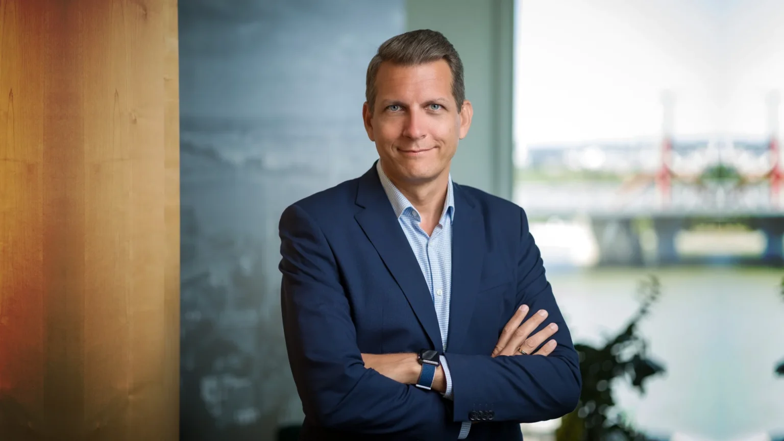 Kontrollált autonómia, nem technológiai vakmerőség: így készül a K&H az AI új korszakára