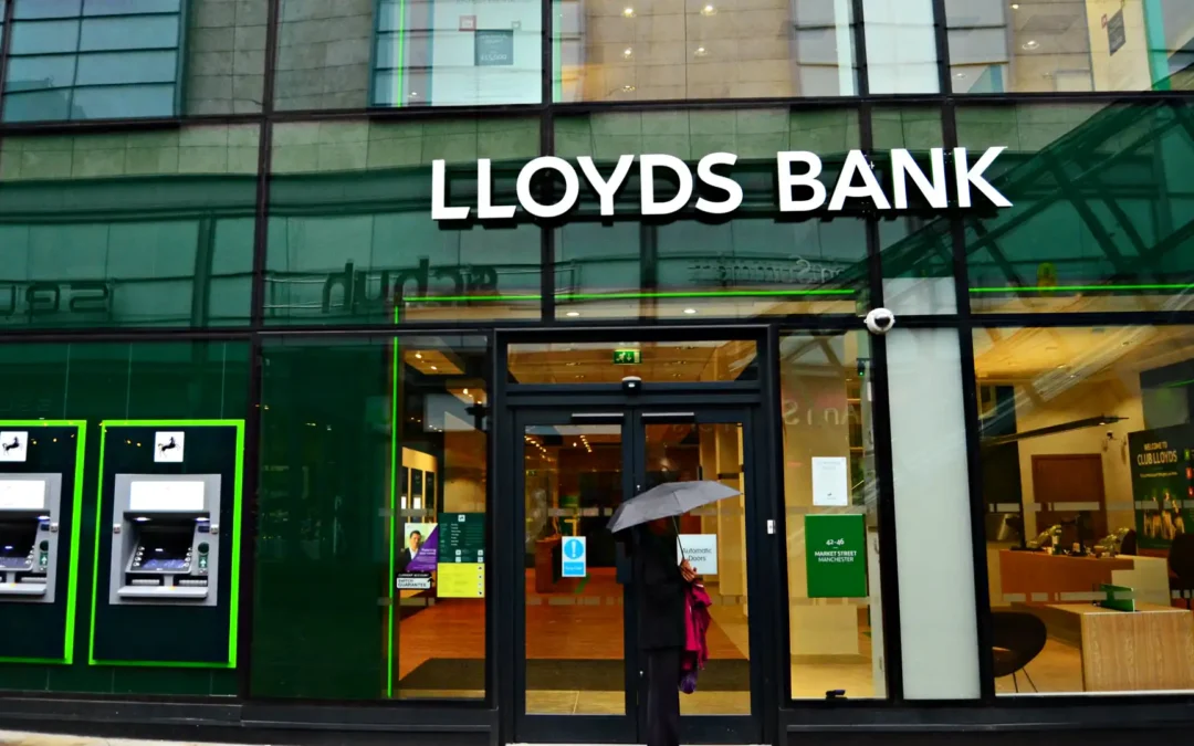 Több mint 1000 AI-munkakörrel készül a Lloyds az AI-ügynökök banki bevezetésére